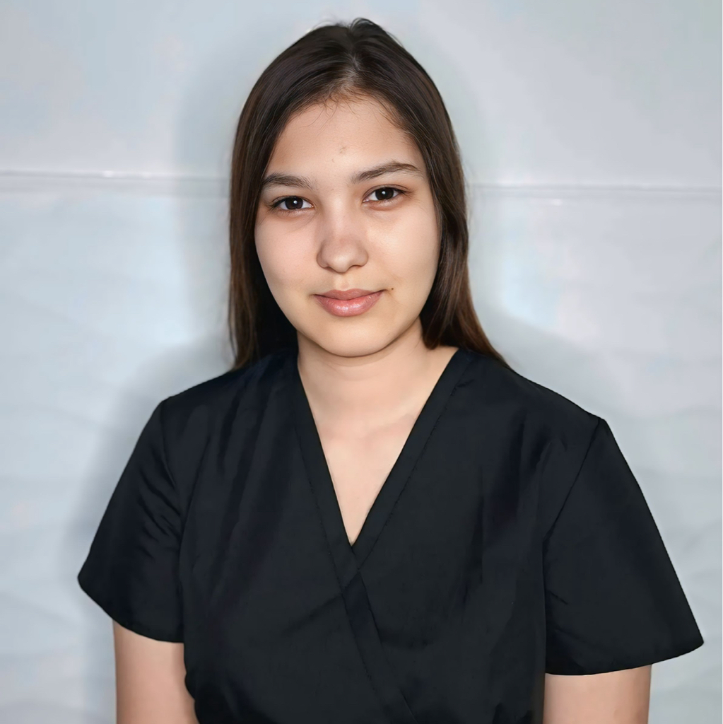 Полина