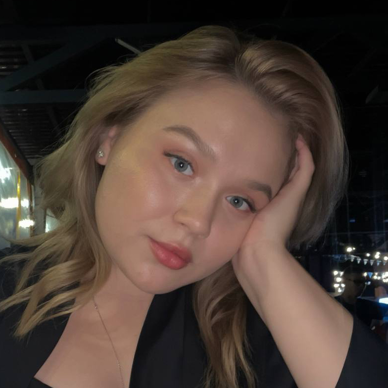 Алина
