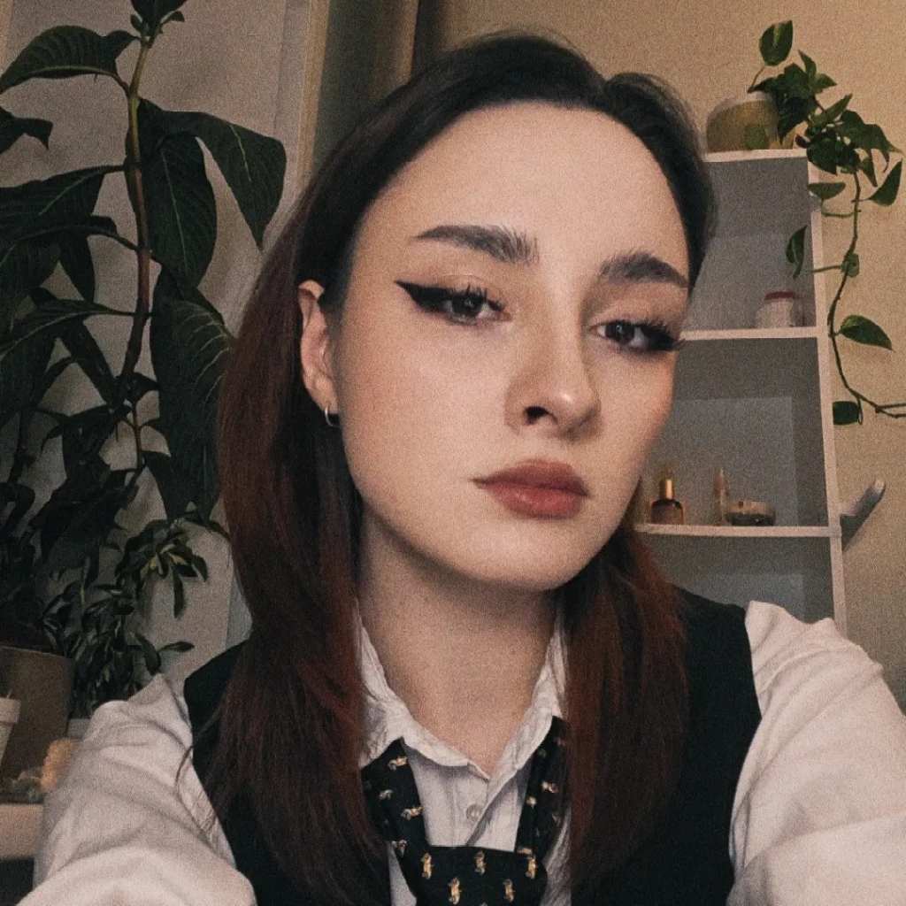 Алина