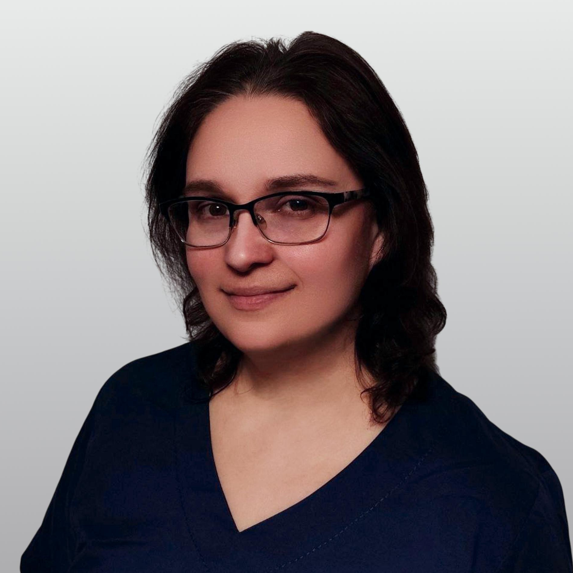 Сурова Юлия