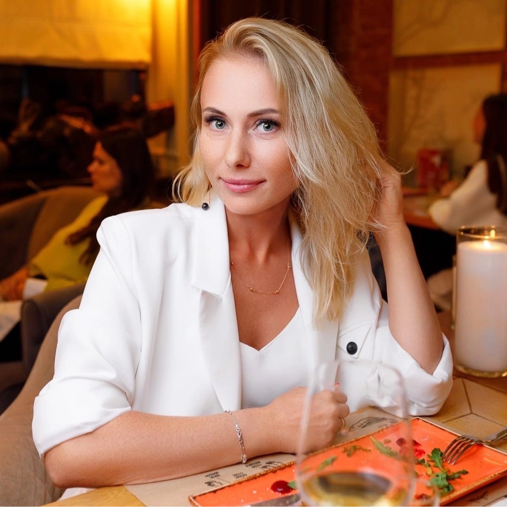 Назарова Елена