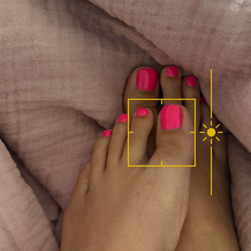 gel pedicure . only toenail