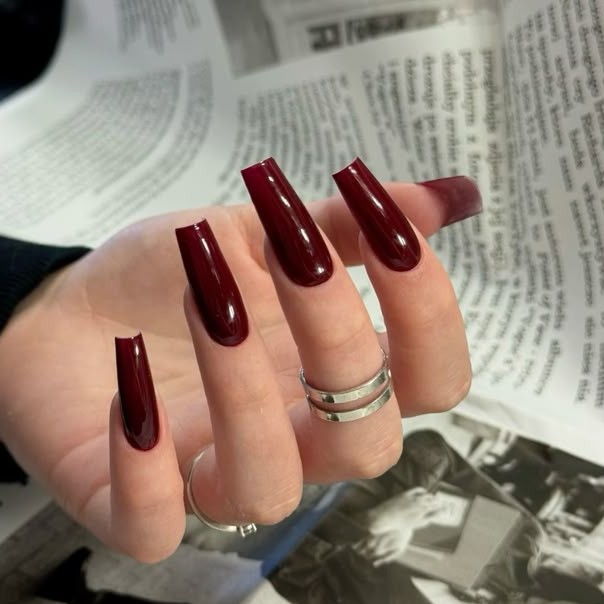 Маникюр с укреплением,  покрытие гель-лак (длинные ногти)