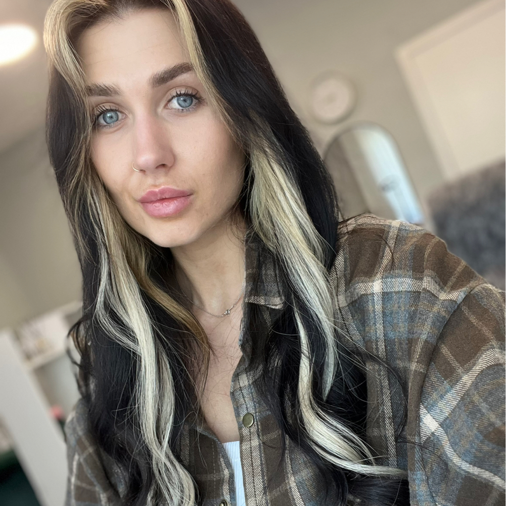 Полина
