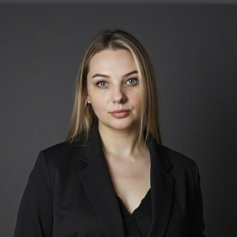 Яна