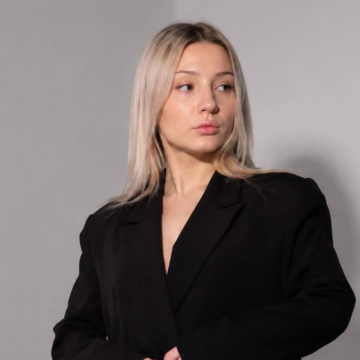 Олеся Б