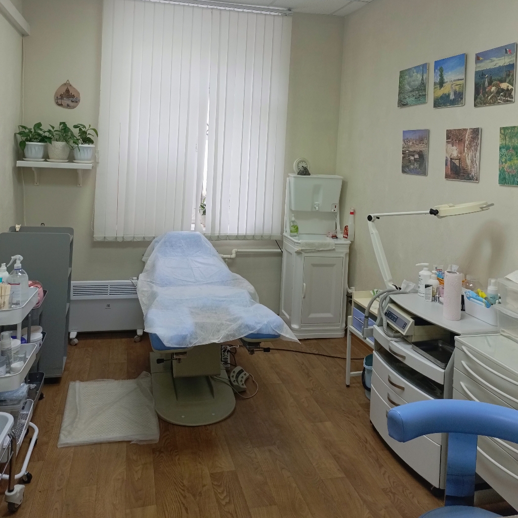 Депиляция воском: бедра