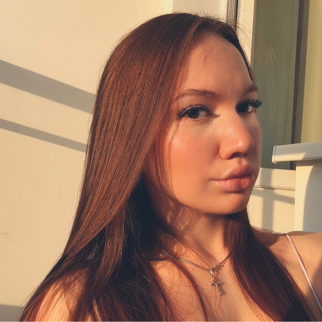 Алёна