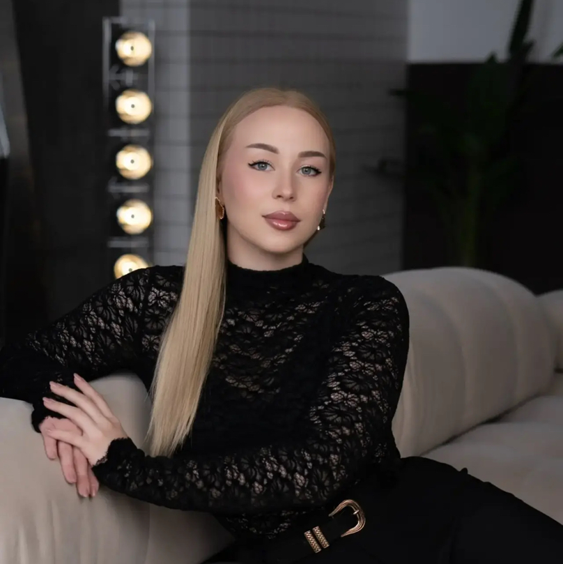 Аверичеаа Полина