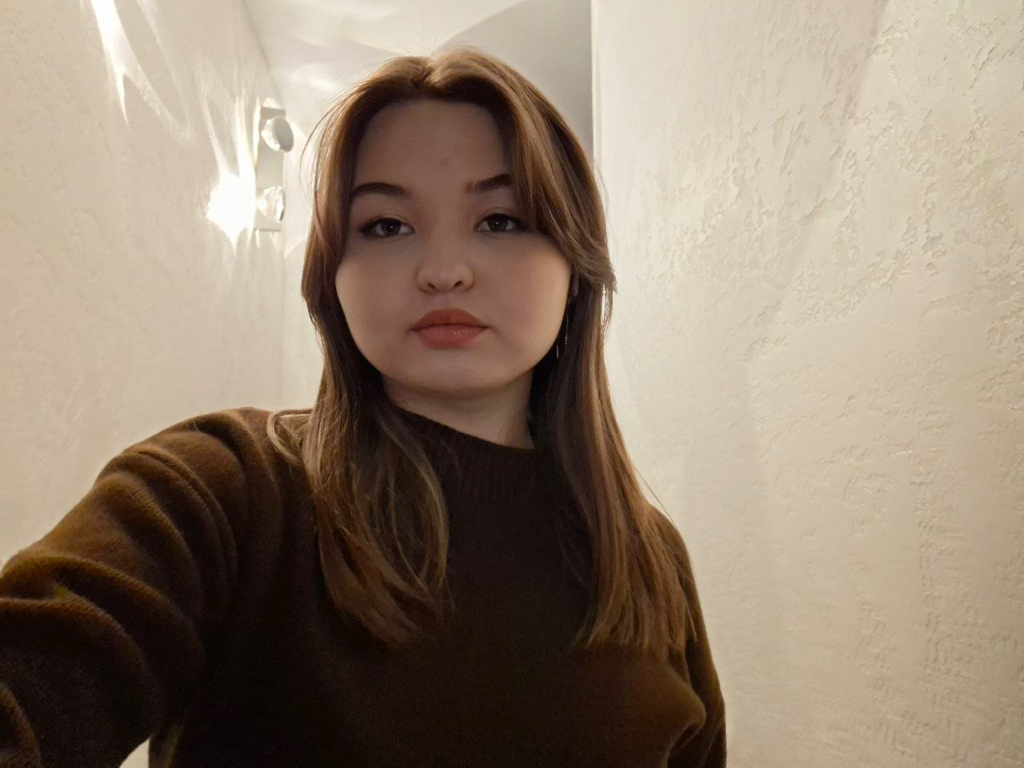 Алина