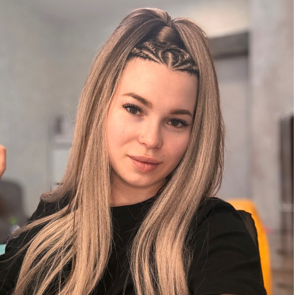 Алина