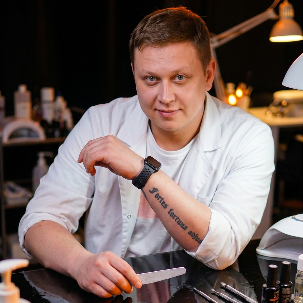 Александр Солдатов
