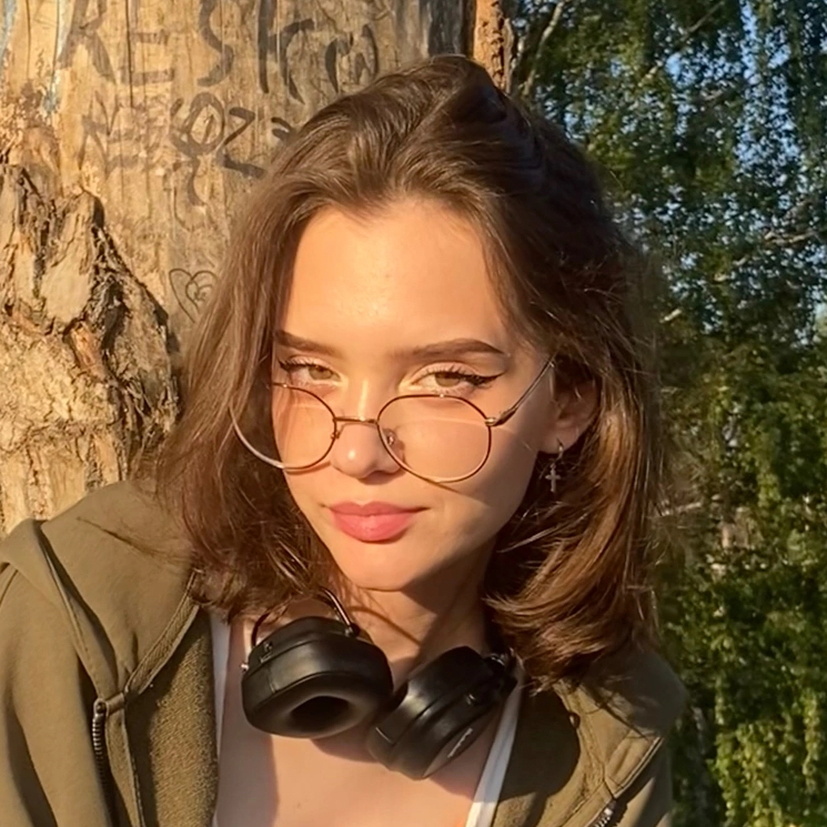 Моисеенко Анна