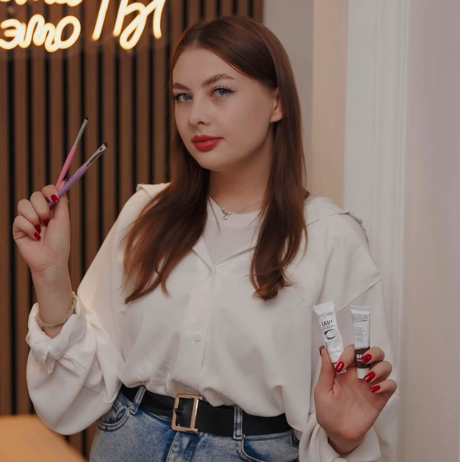 Кочнева Елена