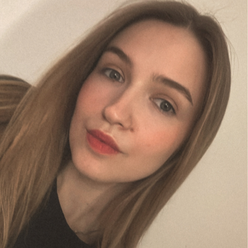 Алина