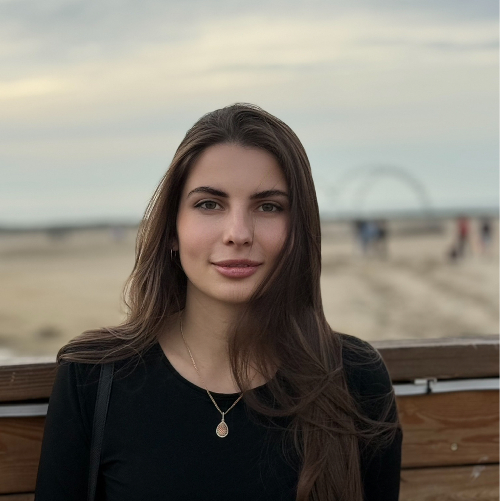 Тизанова Виктория