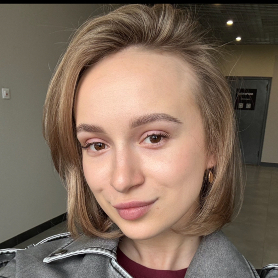 Полина